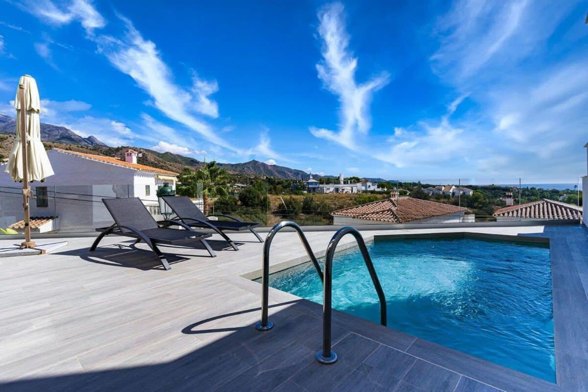 Apartmán Royal Palm Nerja Exteriér fotografie